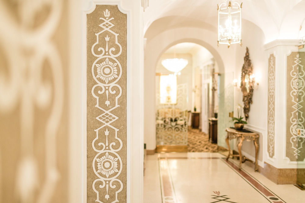 Classic Hotel Meranerhof Interior photo
